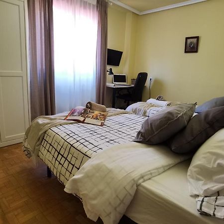 Ferienwohnung Piso Amplio Y Luminoso, La Pomar Langreo Exterior foto